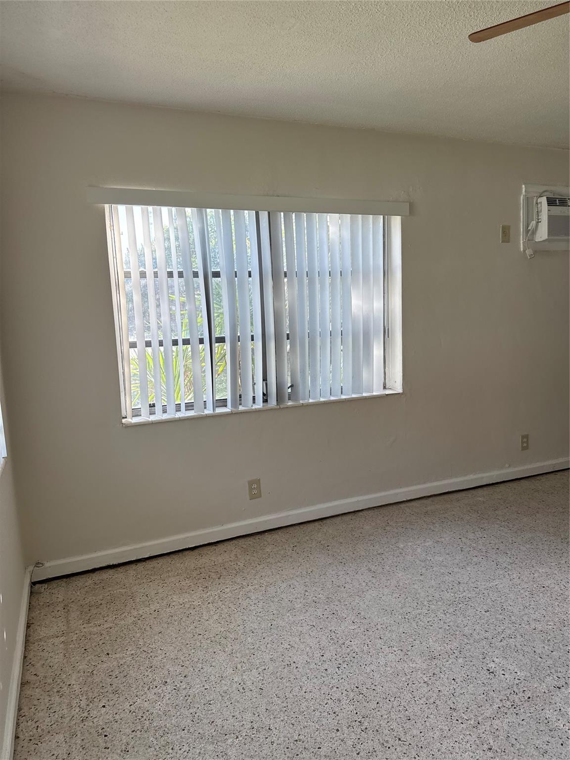 Miami Gardens Estates 22- - Residential Lease