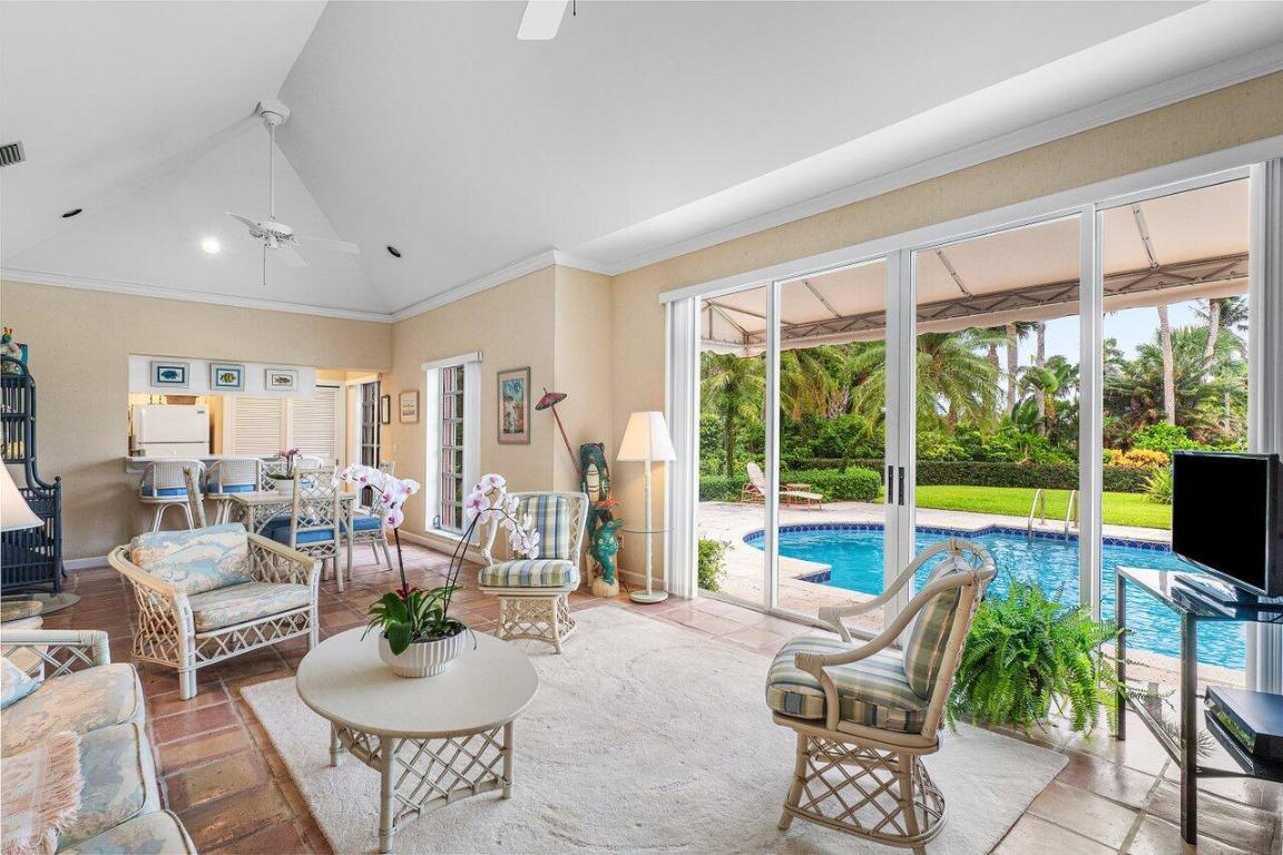 JUPITER ISLAND - Residential