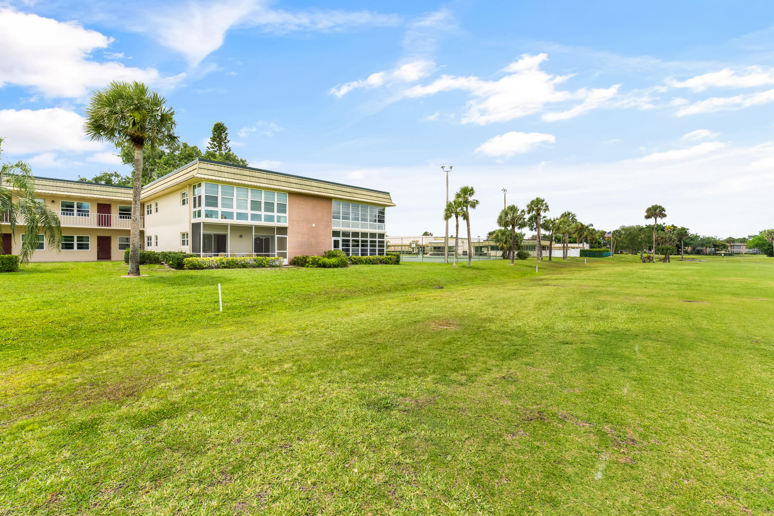VISTA GARDENS F/K/A VISTA ROYALE GARDENS - Residential