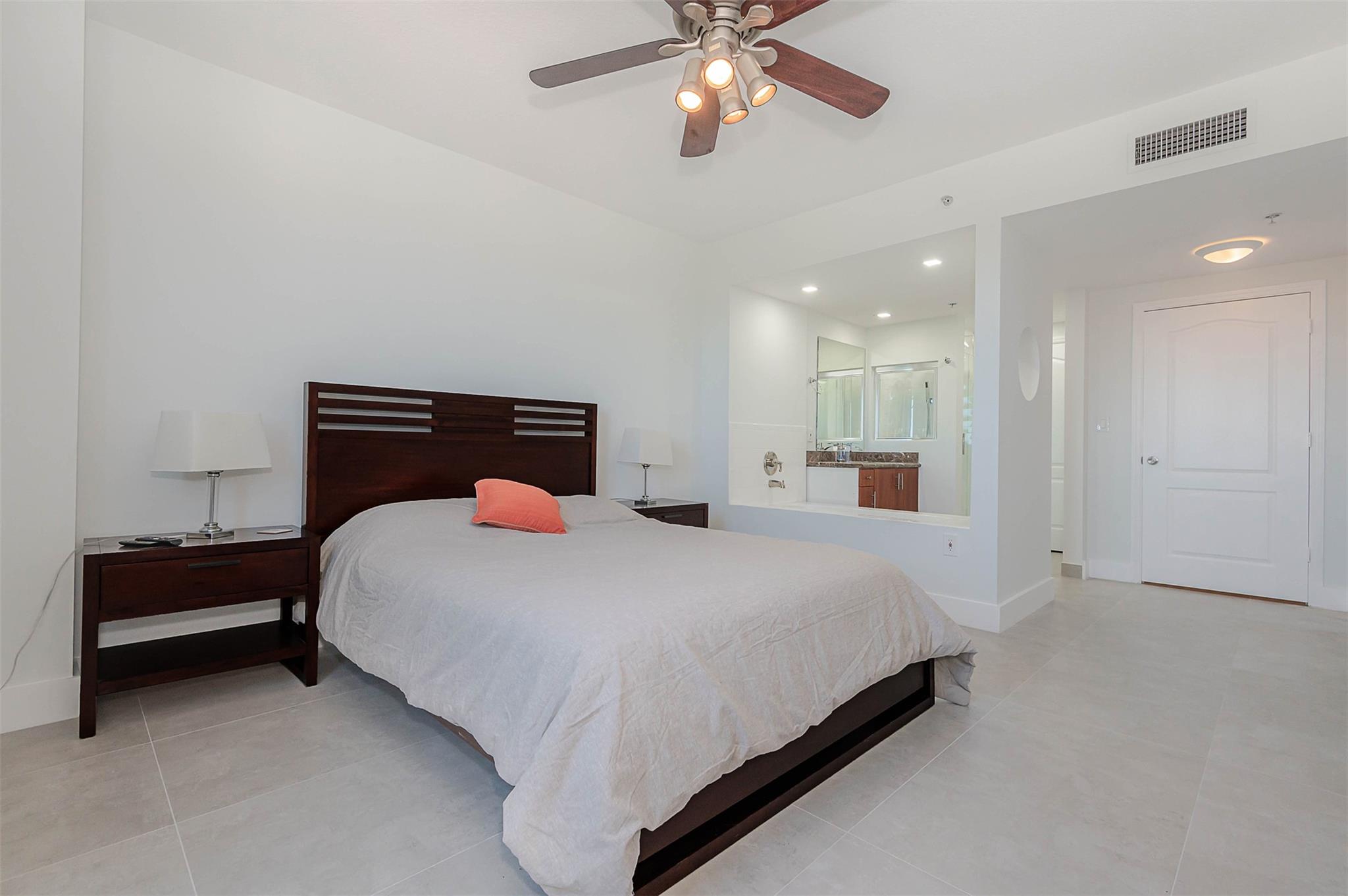 Waverly At Las Olas Condo - Residential Lease