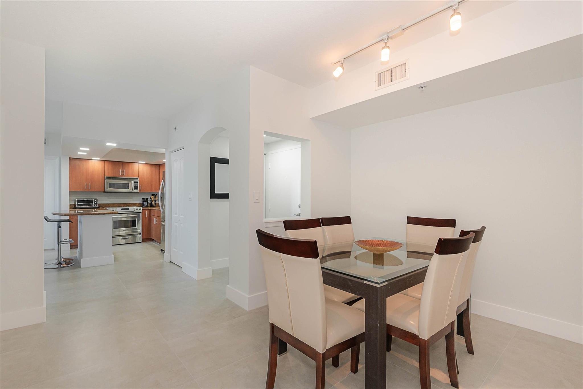 Waverly At Las Olas Condo - Residential Lease