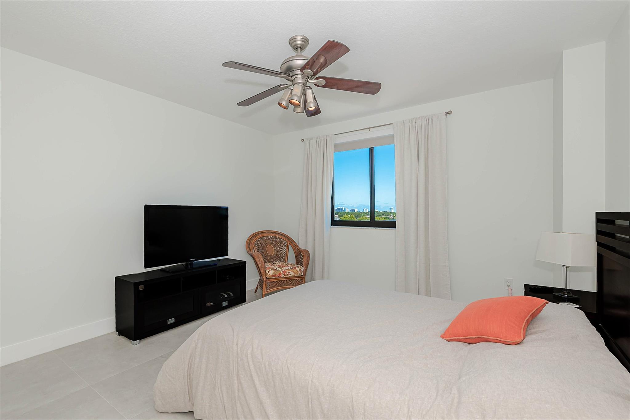 Waverly At Las Olas Condo - Residential Lease
