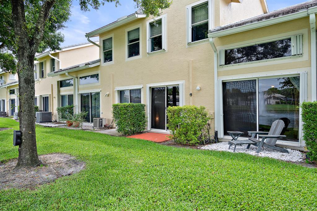 Westwood Lakes - Residential