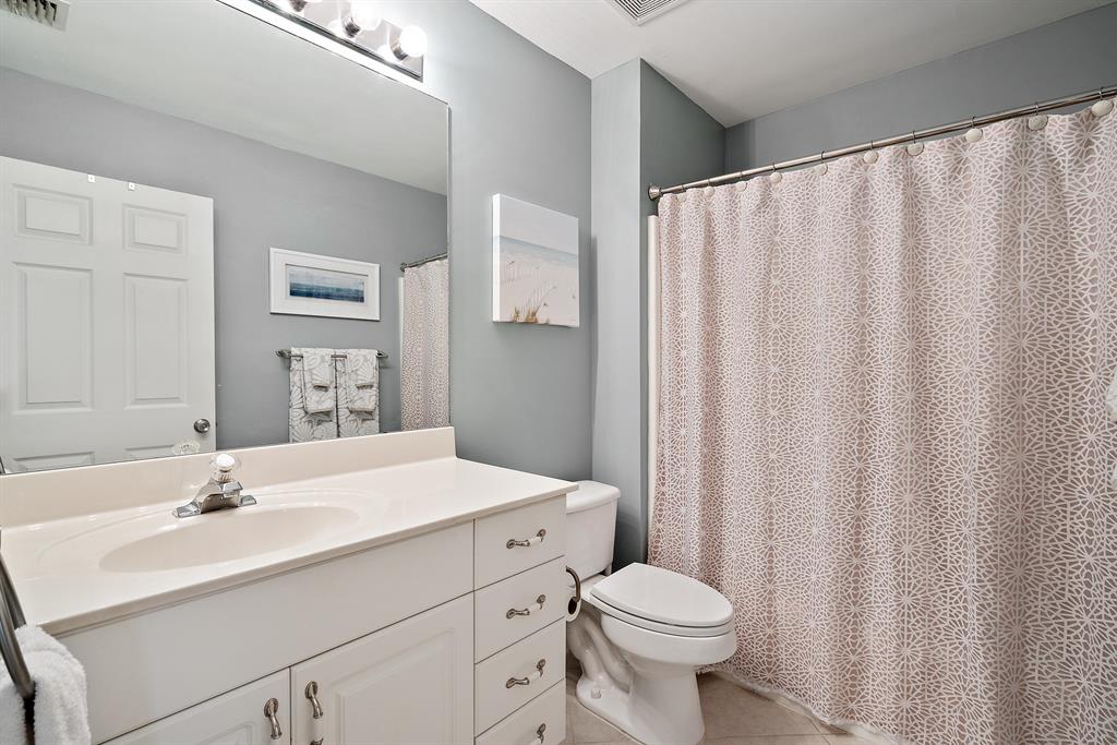 Westwood Lakes - Residential