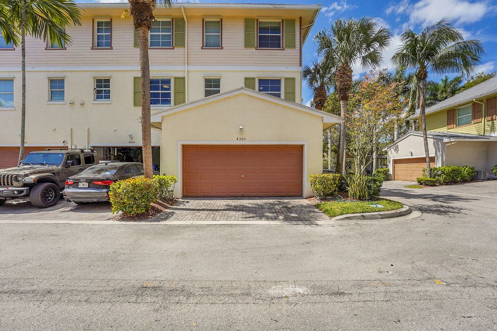 Photo of 4300 Blowing Point Place, Jupiter, FL 33458 (MLS # R11075280)
