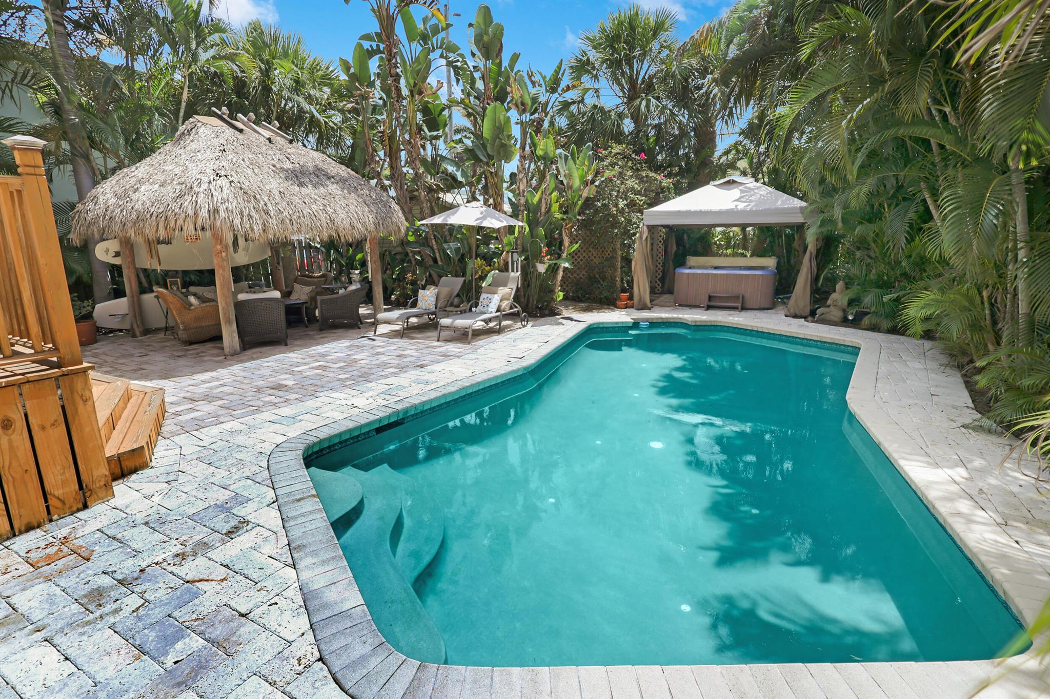 LAKE WORTH TOWN OF - Residential