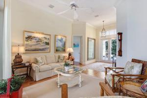 RIVERSIDE ON THE LOXAHATC - Residential