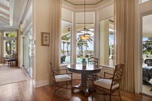 RIVERSIDE ON THE LOXAHATC - Residential