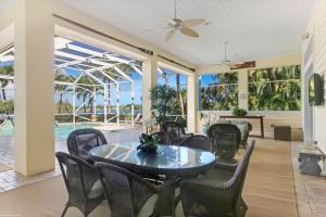 RIVERSIDE ON THE LOXAHATC - Residential