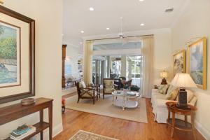 RIVERSIDE ON THE LOXAHATC - Residential