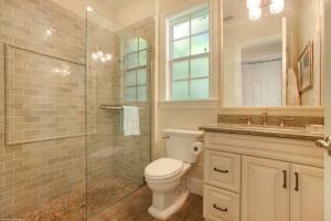 RIVERSIDE ON THE LOXAHATC - Residential