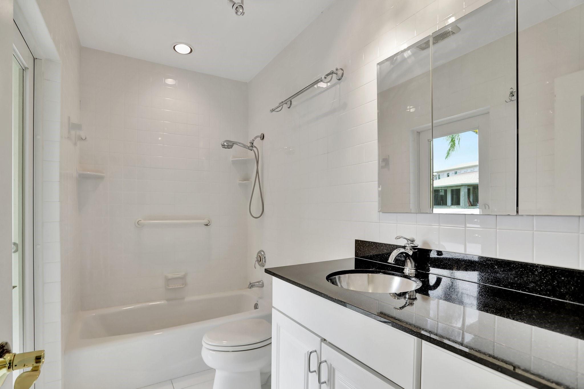 River Vista 22-38 B - Residential