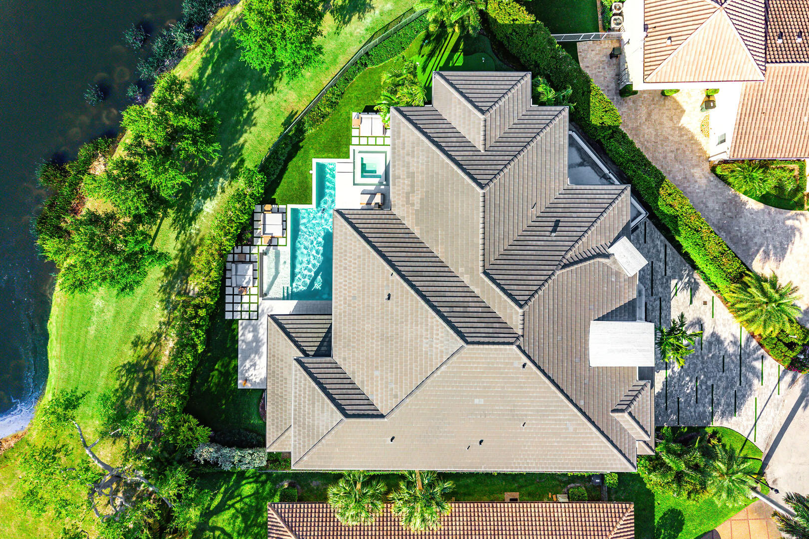 ROYAL PALM YACHT & COUNTRY CLUB - Residential