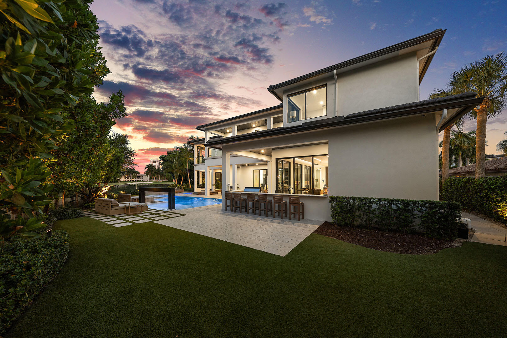 ROYAL PALM YACHT & COUNTRY CLUB - Residential