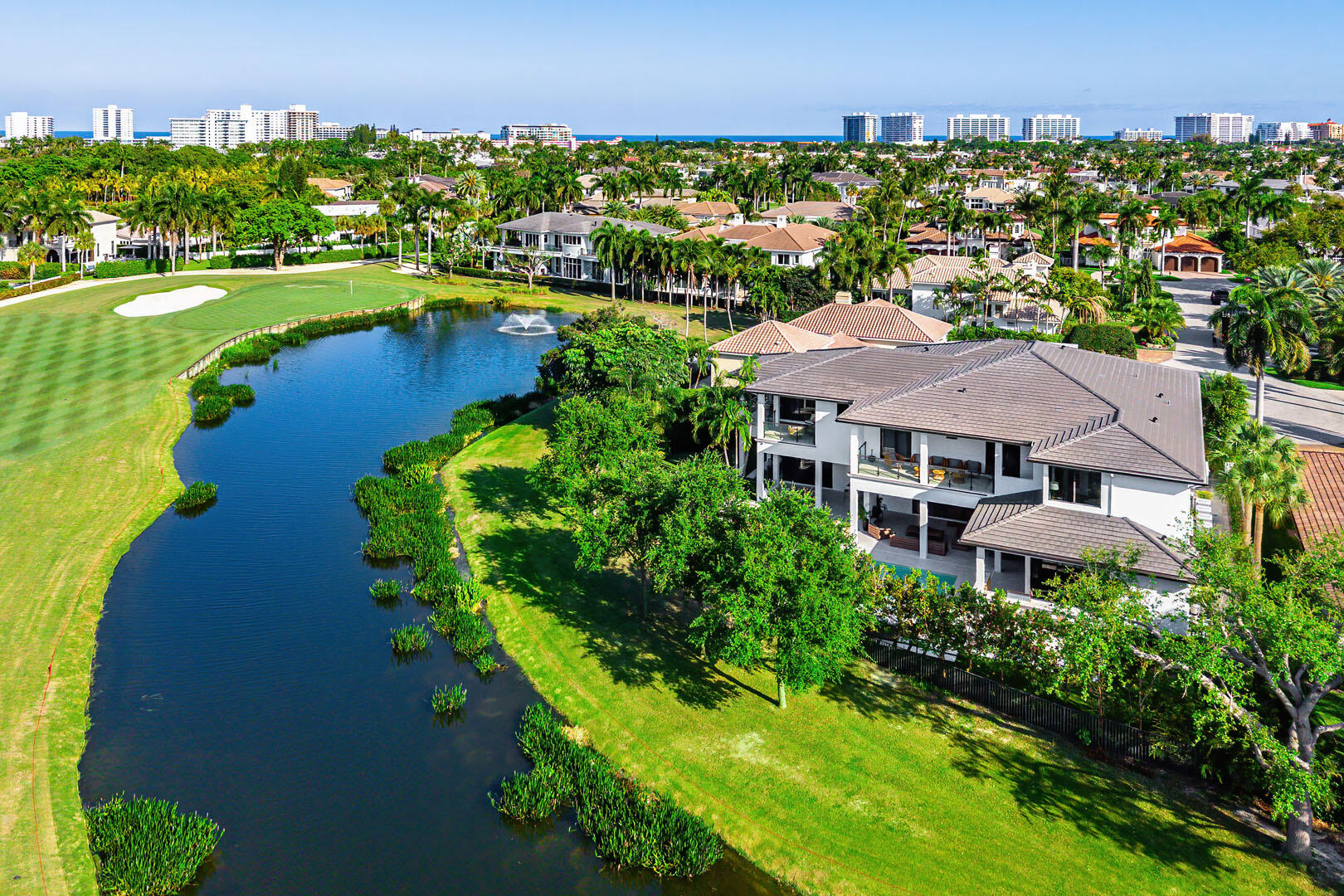 ROYAL PALM YACHT & COUNTRY CLUB - Residential