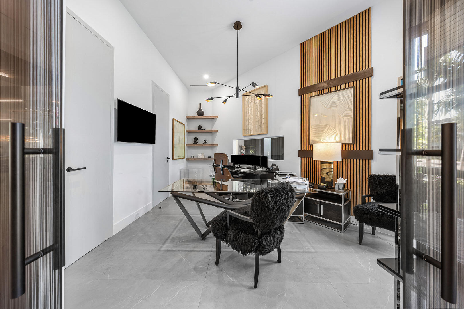 ROYAL PALM YACHT & COUNTRY CLUB - Residential
