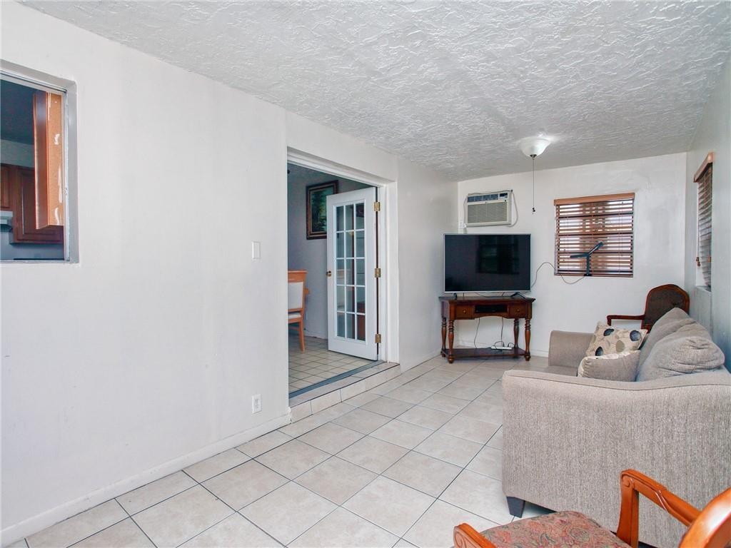 Northwest Lauderdale 2 Ad - Residential