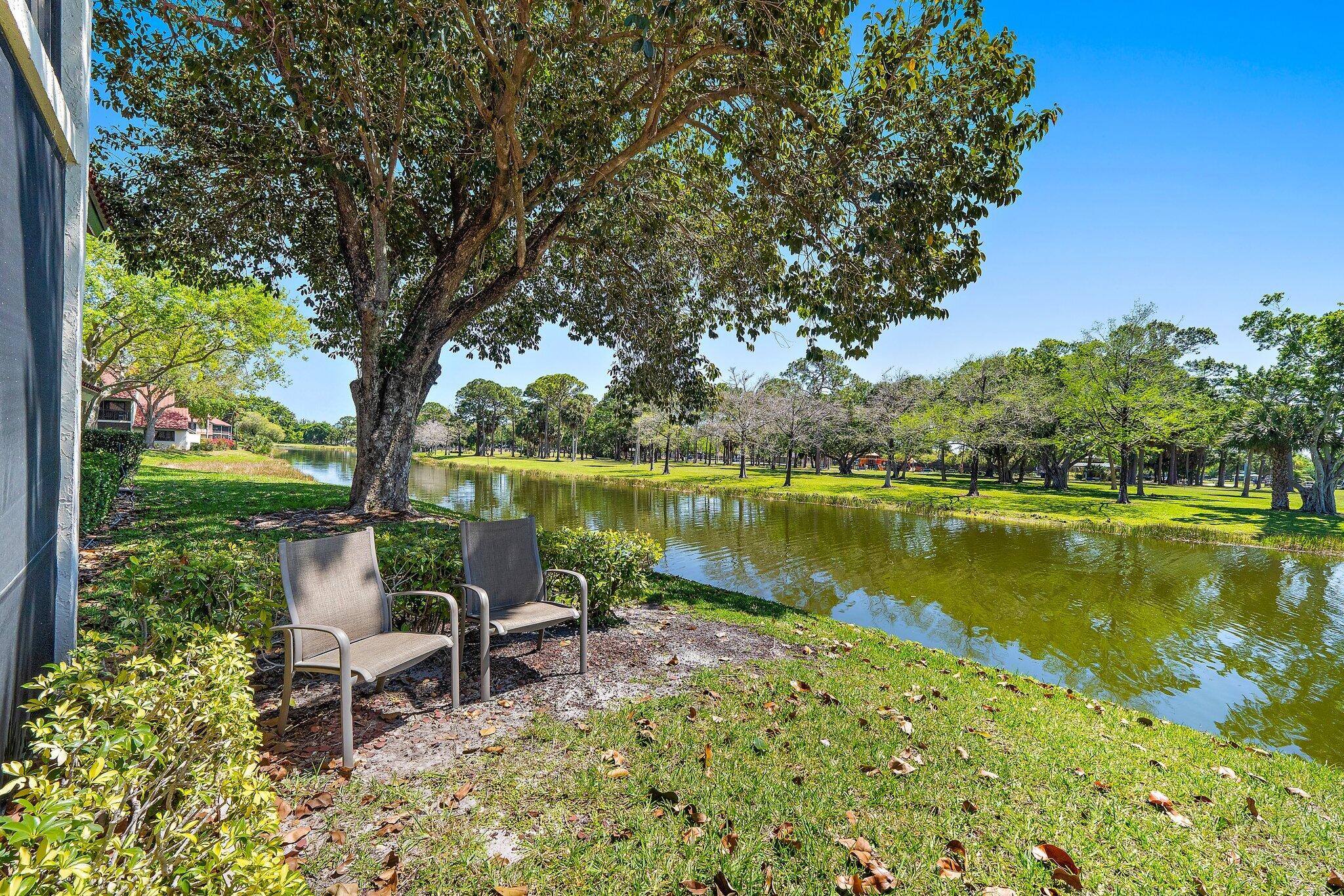 LEXINGTON GREEN CONDO - Residential