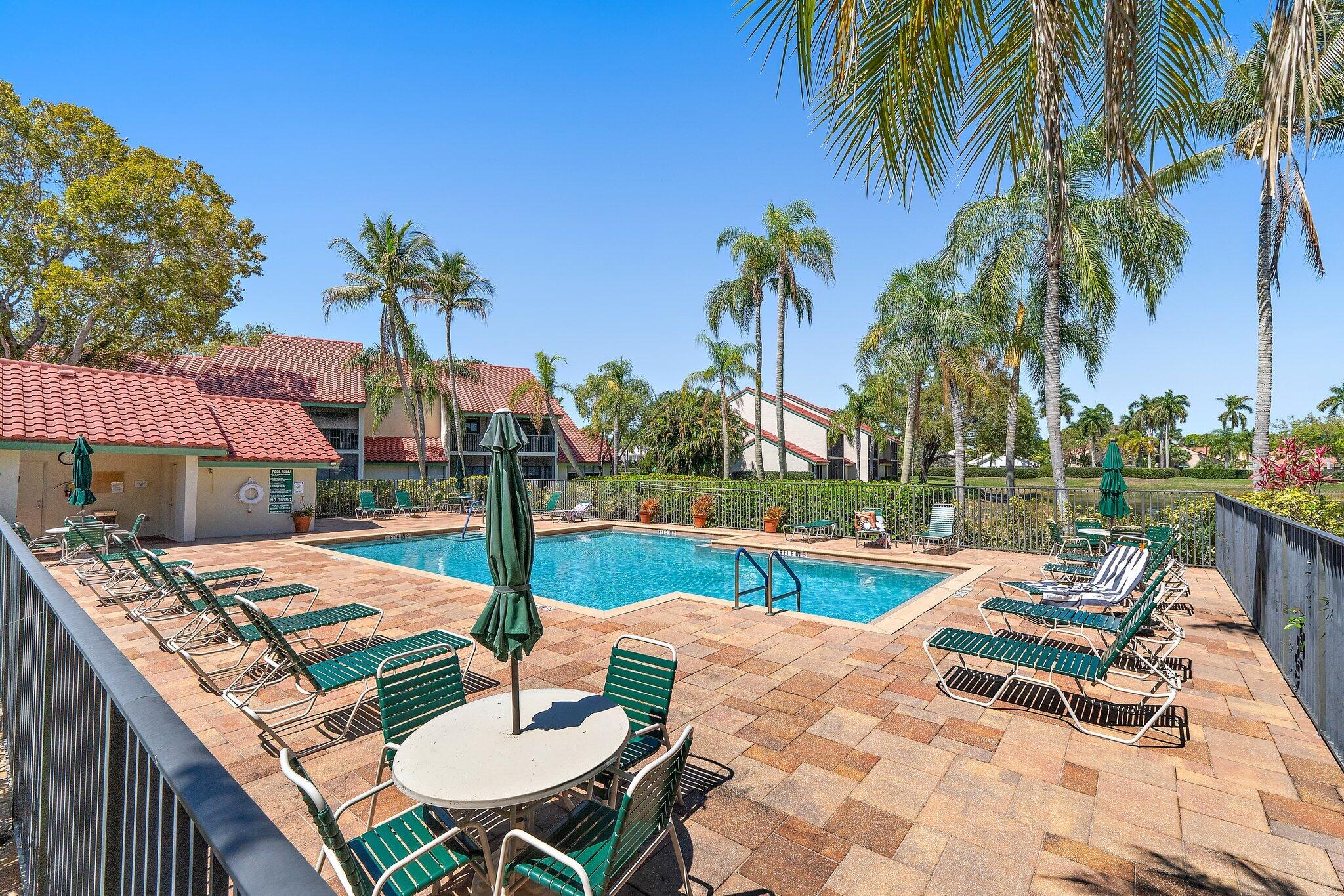 LEXINGTON GREEN CONDO - Residential