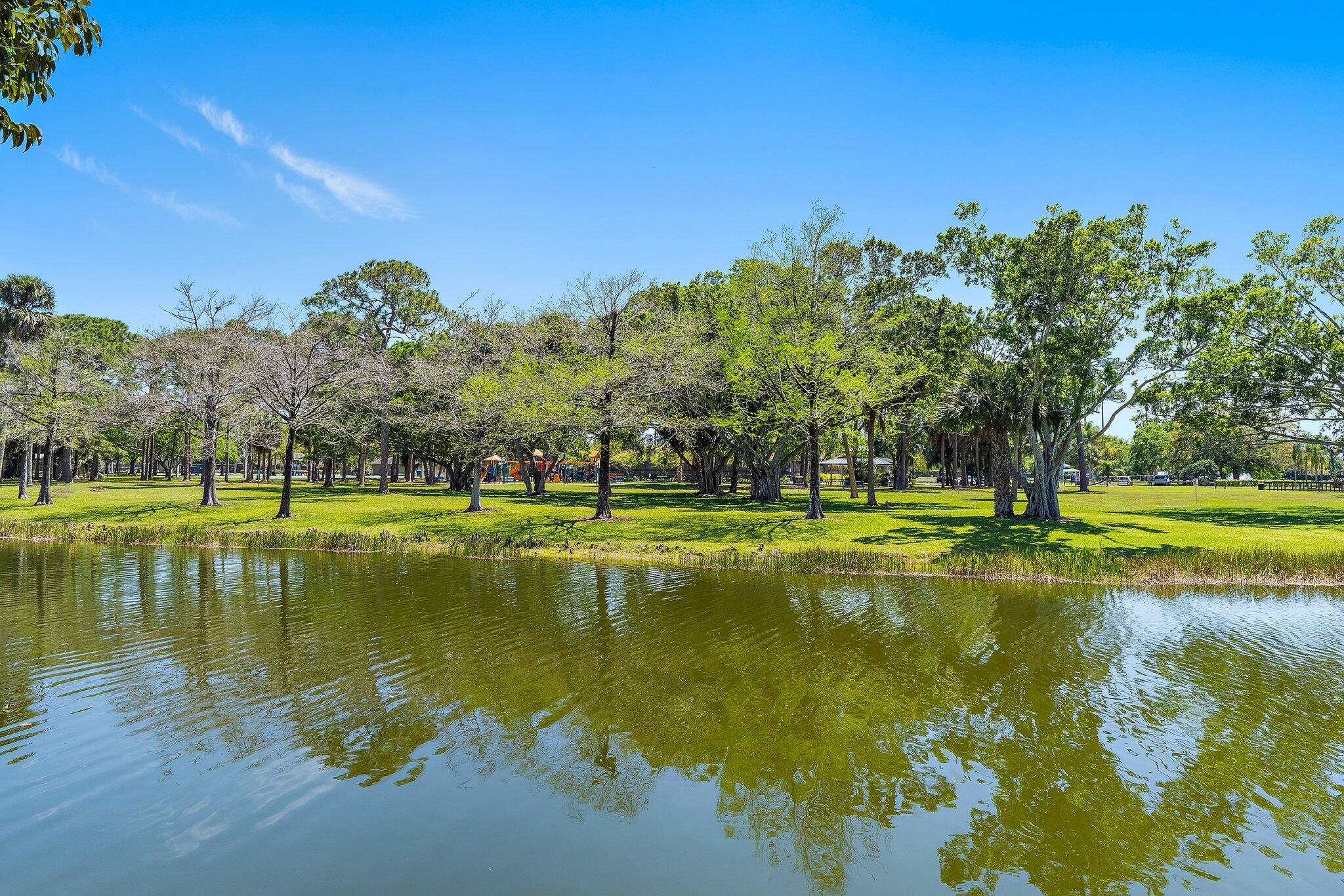 LEXINGTON GREEN CONDO - Residential