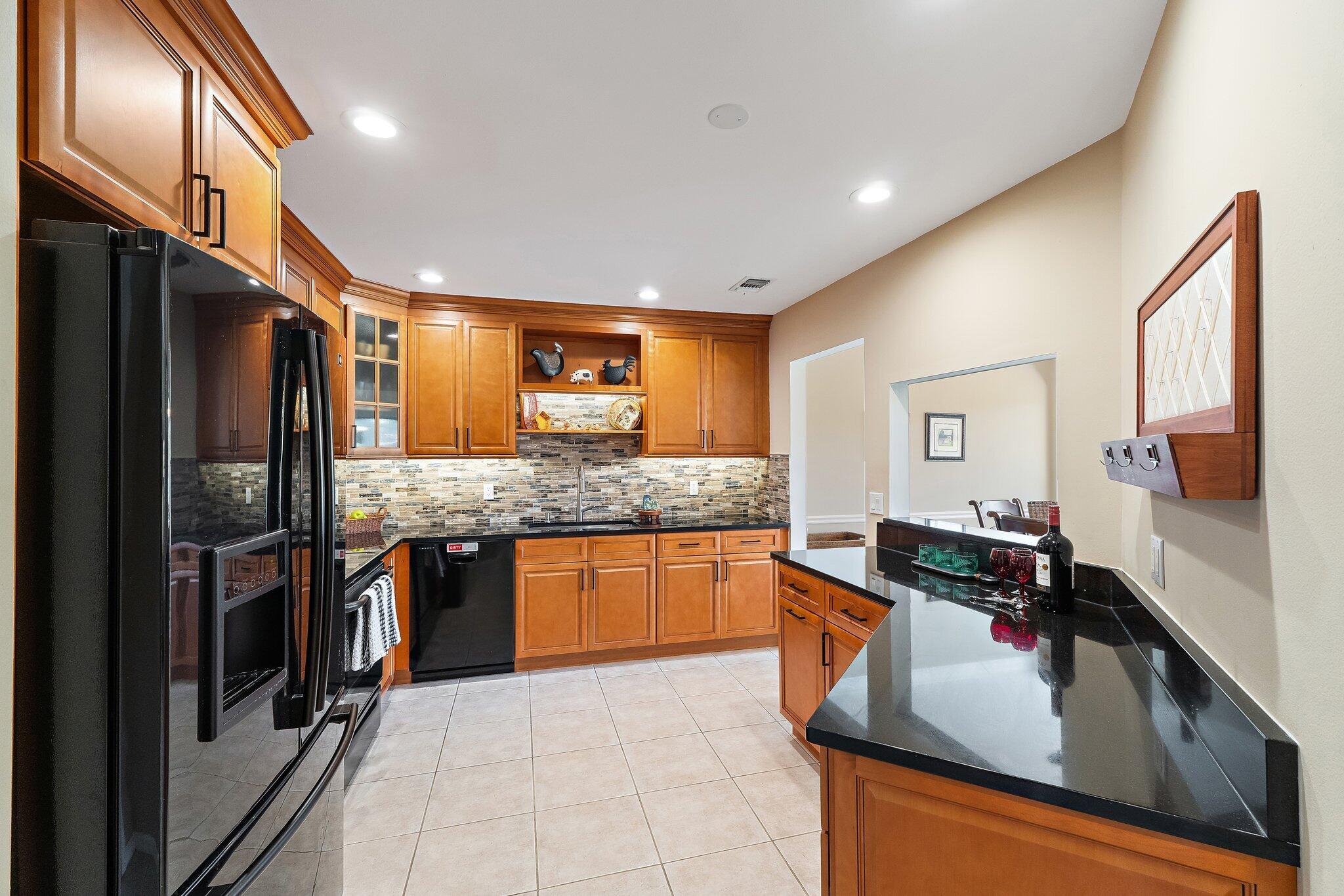 LEXINGTON GREEN CONDO - Residential