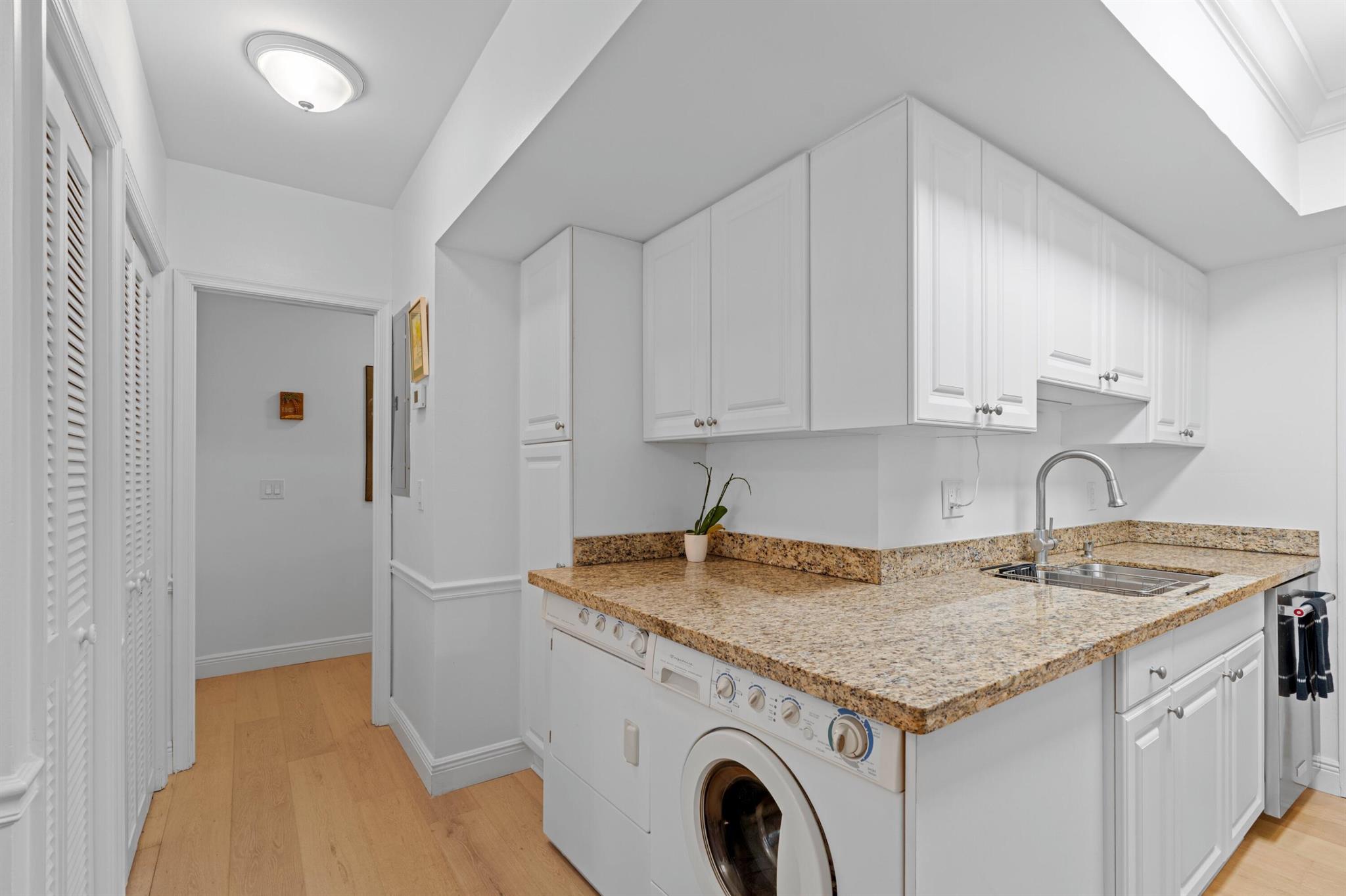 GOLF COTTAGES 2 CONDO - Residential