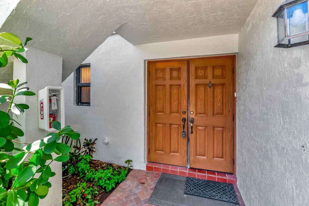Photo of 6734 Willow Wood Drive #1405, Boca Raton, FL 33434 (MLS # R11066316)