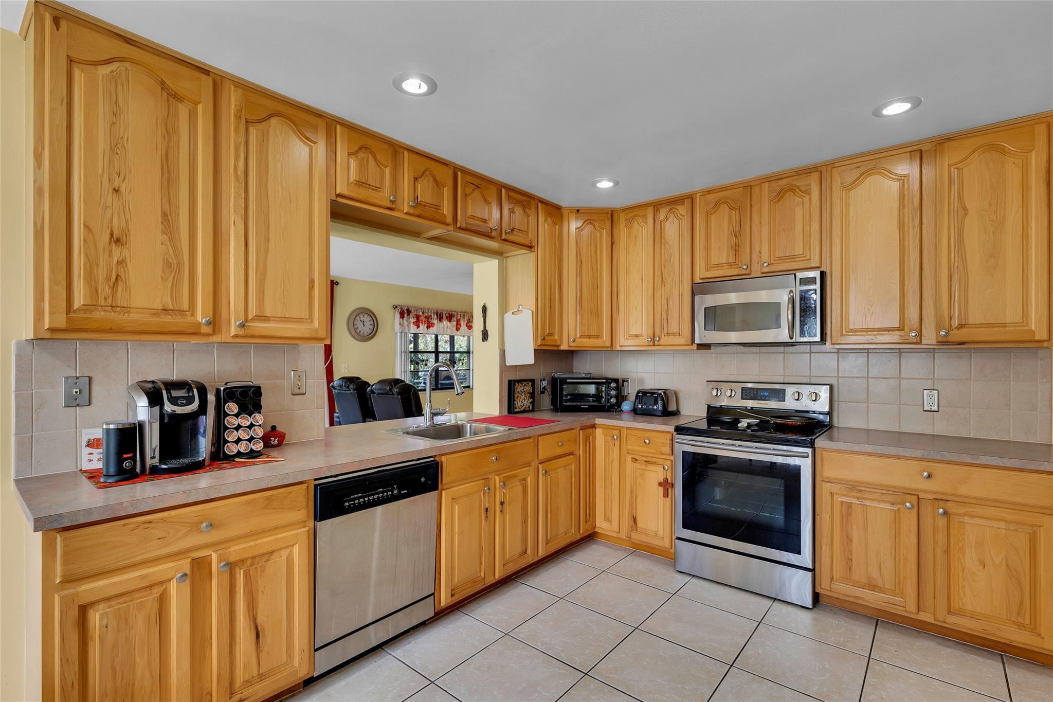 Springlake II 109-11 B - Residential Lease