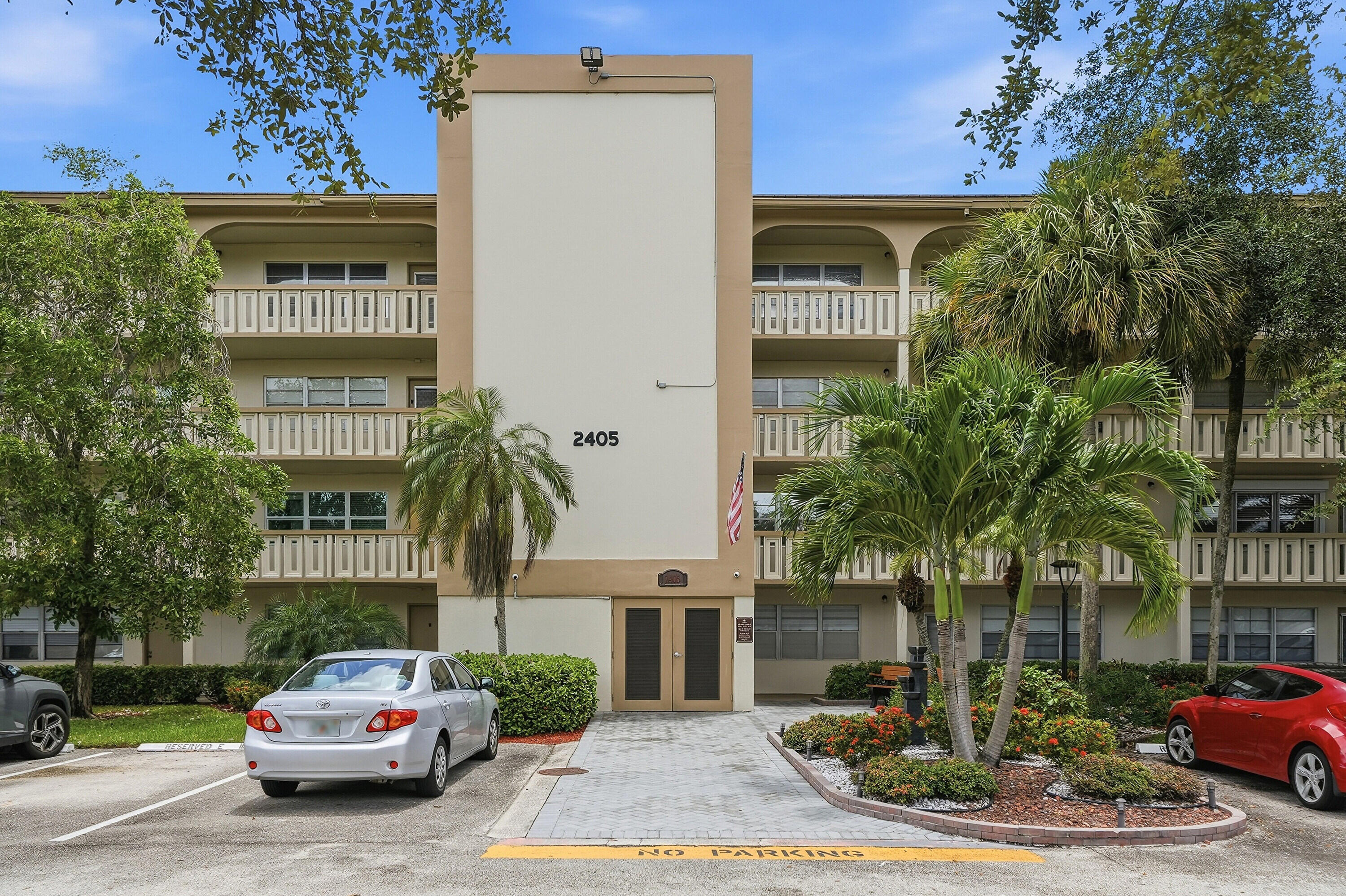 2405 Antigua Circle L1