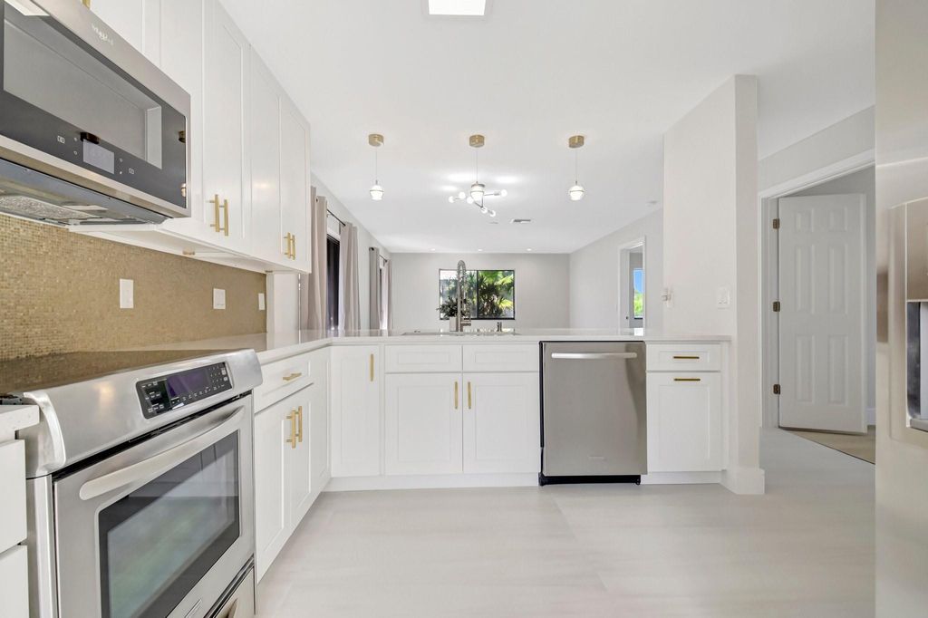 Photo of 14932 Wildflower Lane #14932, Delray Beach, FL 33446 (MLS # F10524603)