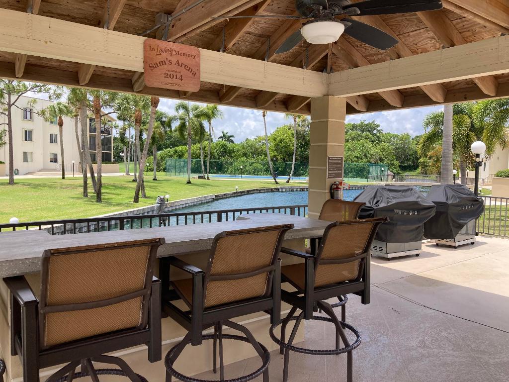 LONGWOOD CONDOMINIUMS - Residential