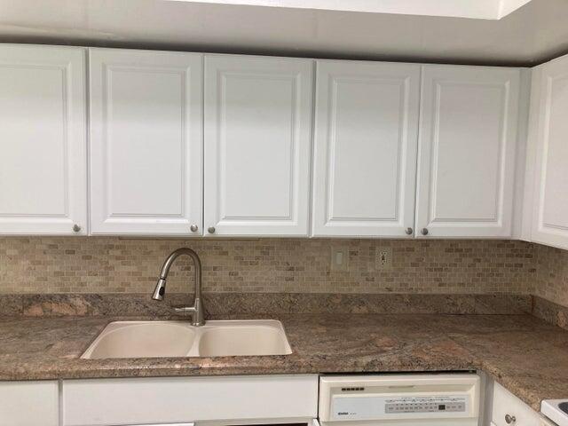 LONGWOOD CONDOMINIUMS - Residential