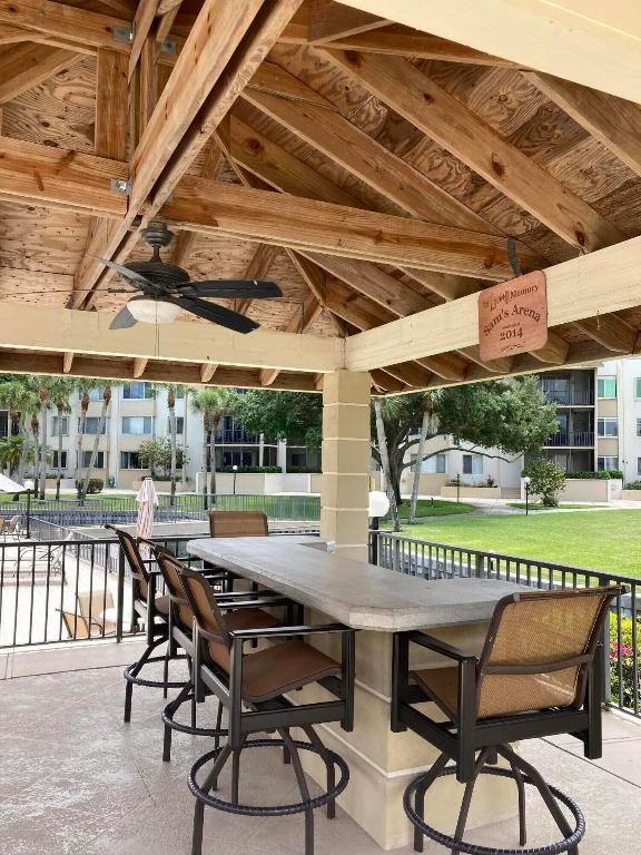 11811 Ave Of The Pga 2-1 C