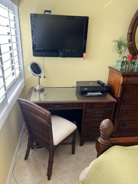 SEA RISE CONDO - Residential Lease