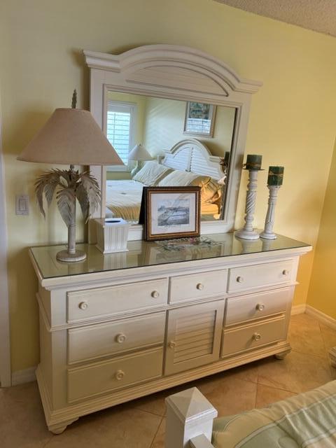 SEA RISE CONDO - Residential Lease