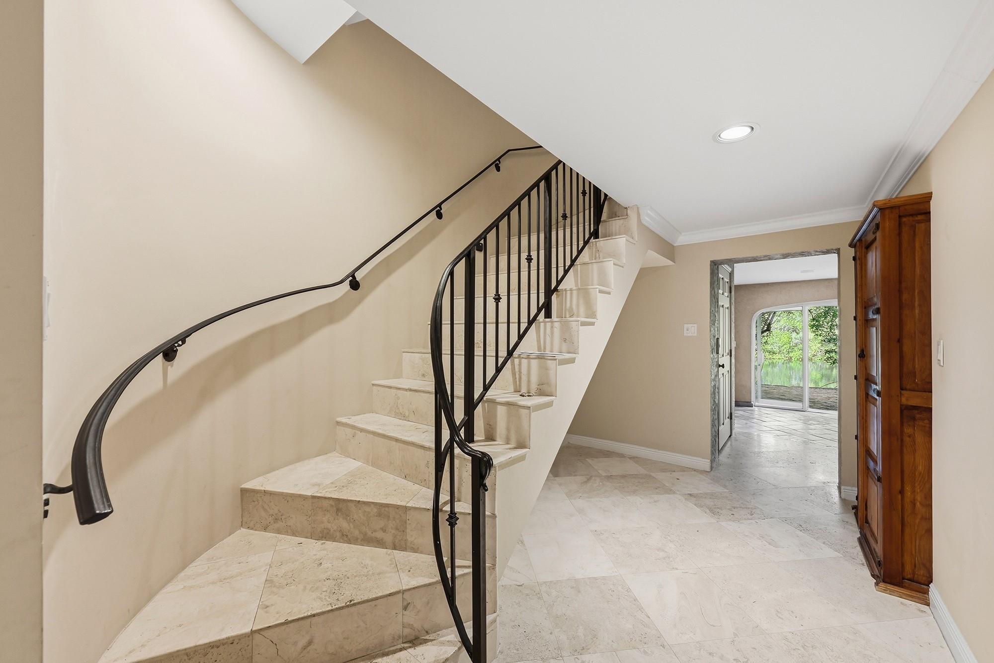 Royal Harbour Yacht Club - Residential Lease