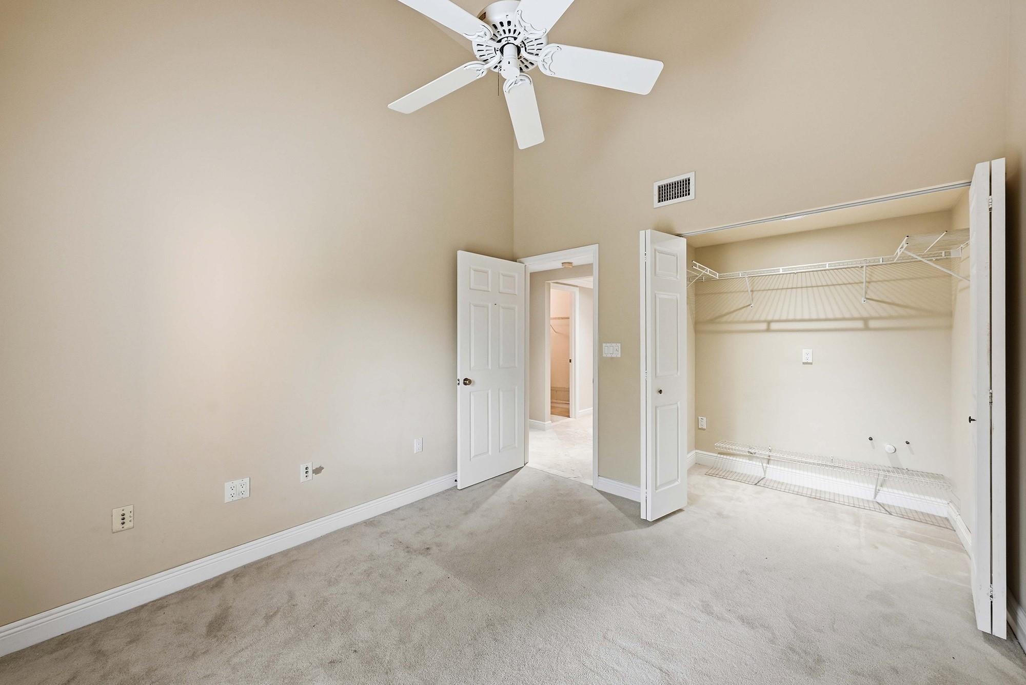 Royal Harbour Yacht Club - Residential Lease