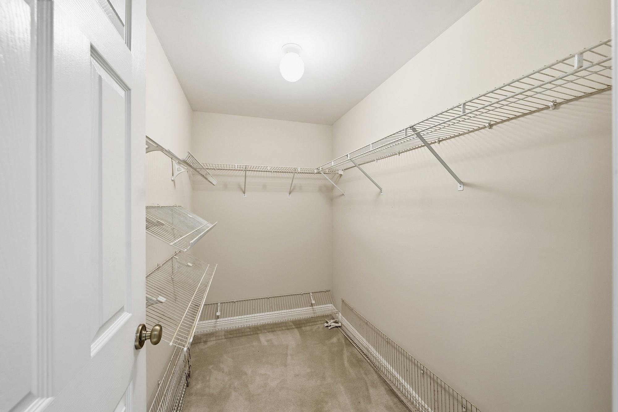 Royal Harbour Yacht Club - Residential Lease