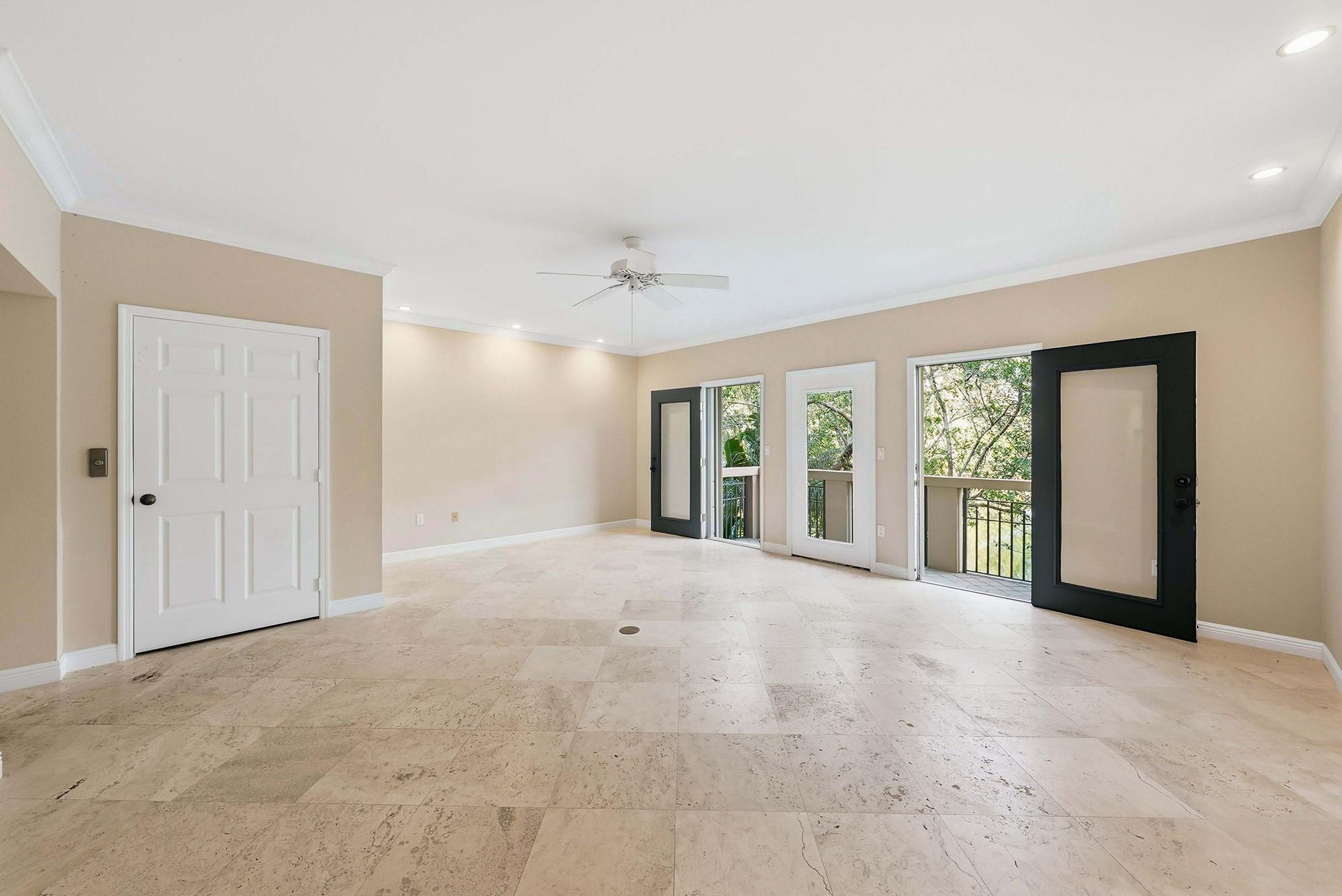 Royal Harbour Yacht Club - Residential Lease