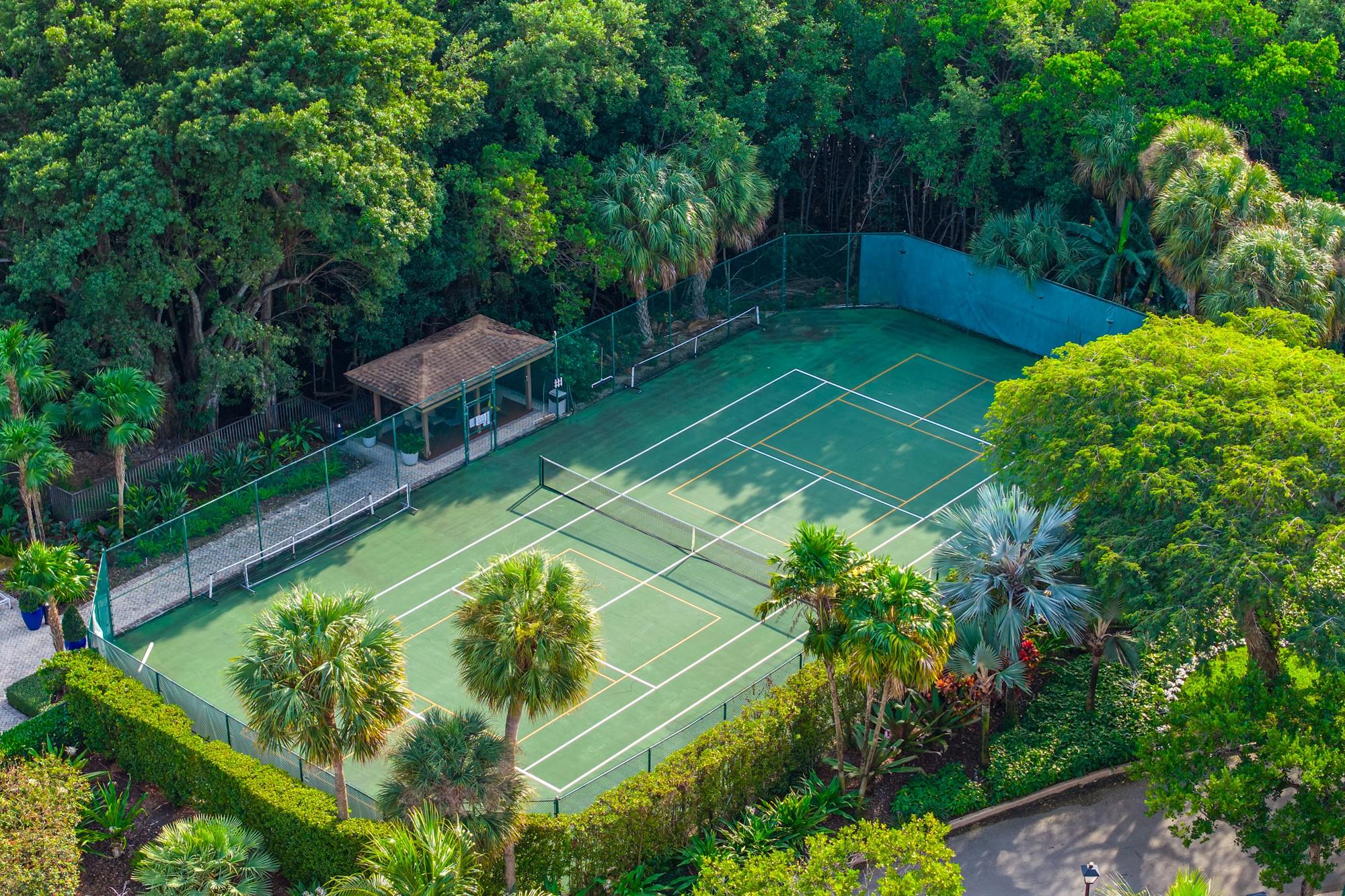 Royal Harbour Yacht Club - Residential Lease