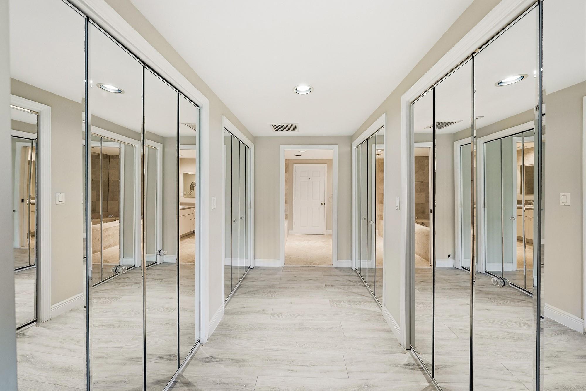 Royal Harbour Yacht Club - Residential Lease