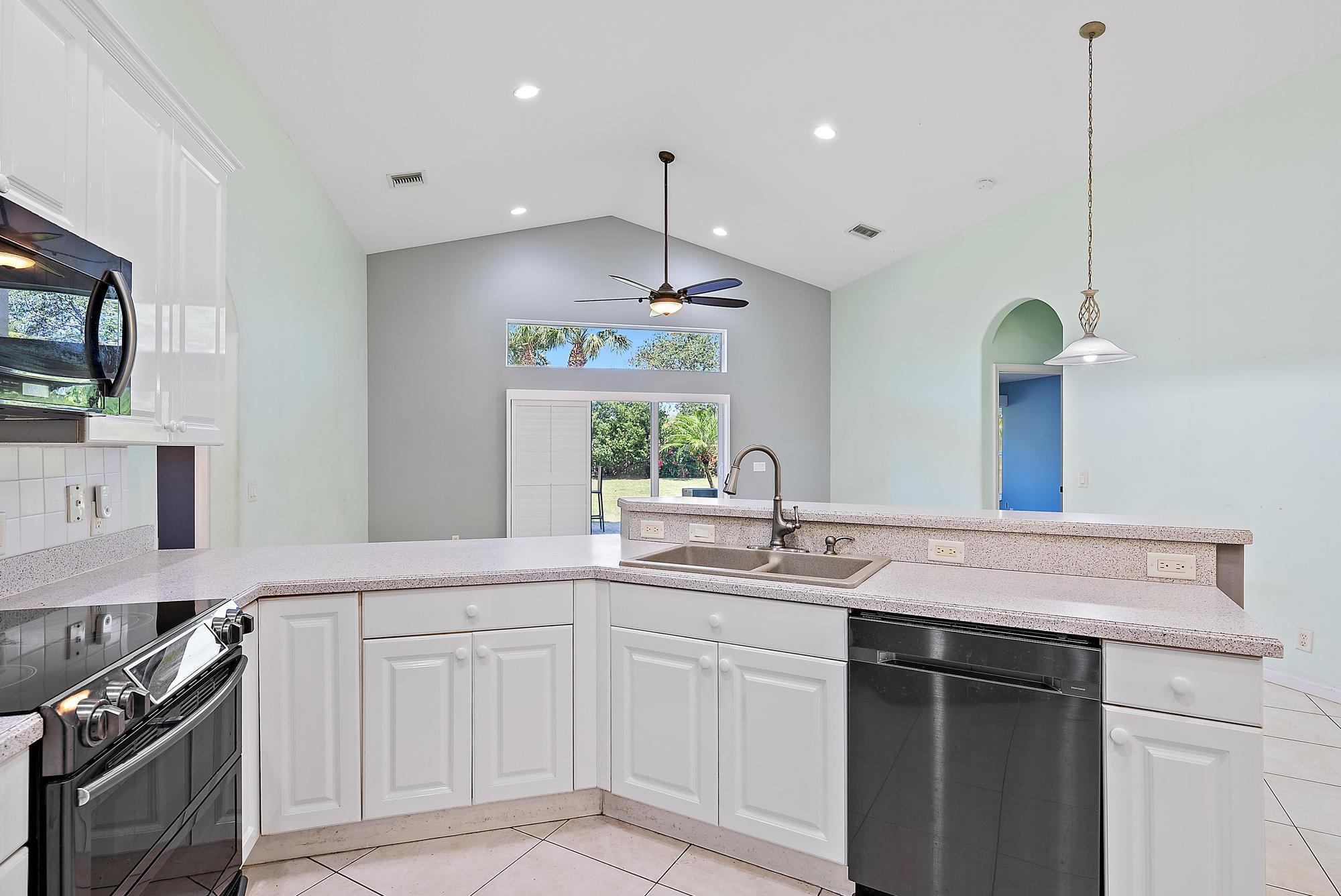 500 N Cypress Drive
