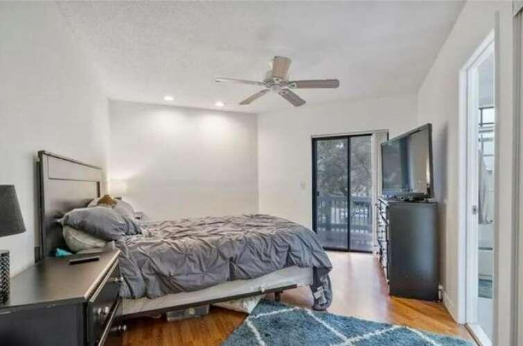 Lakeview Courts at Jacaranda - Residential