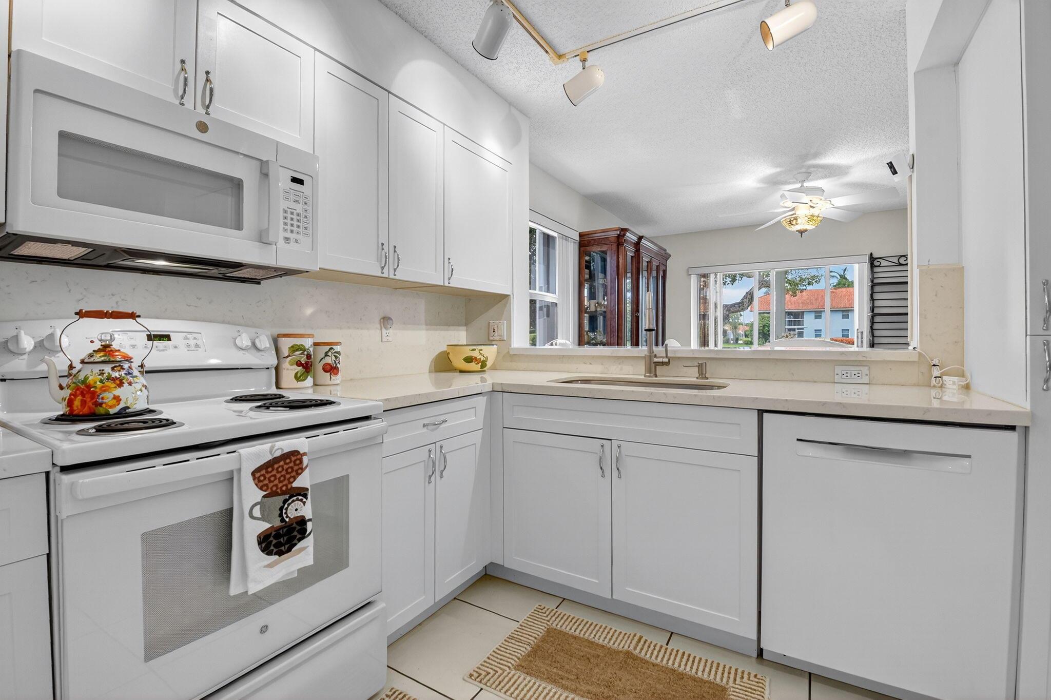 7390 Lake Meadow Way 101