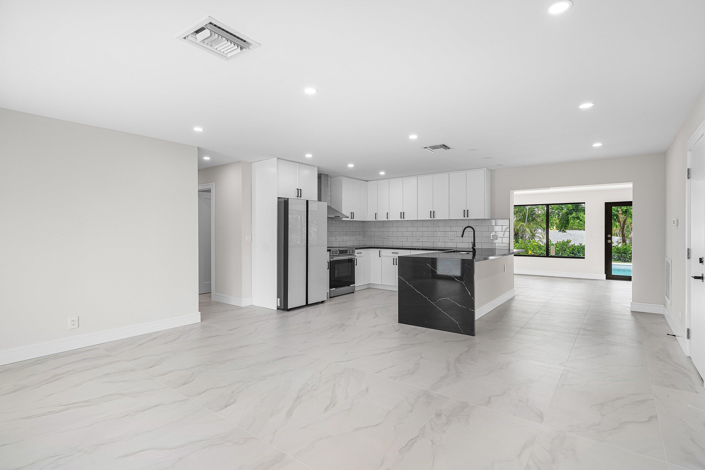 707 Sunset Drive