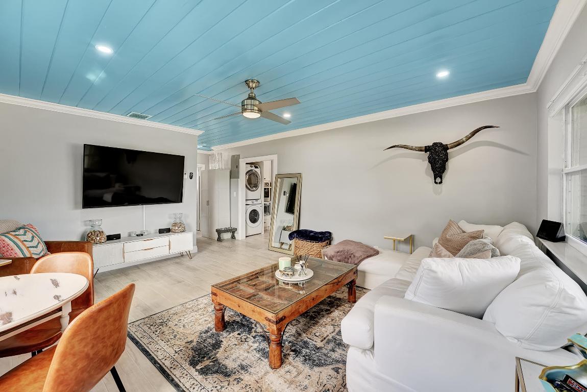 TOURIST NOOK DELRAY - Residential Lease