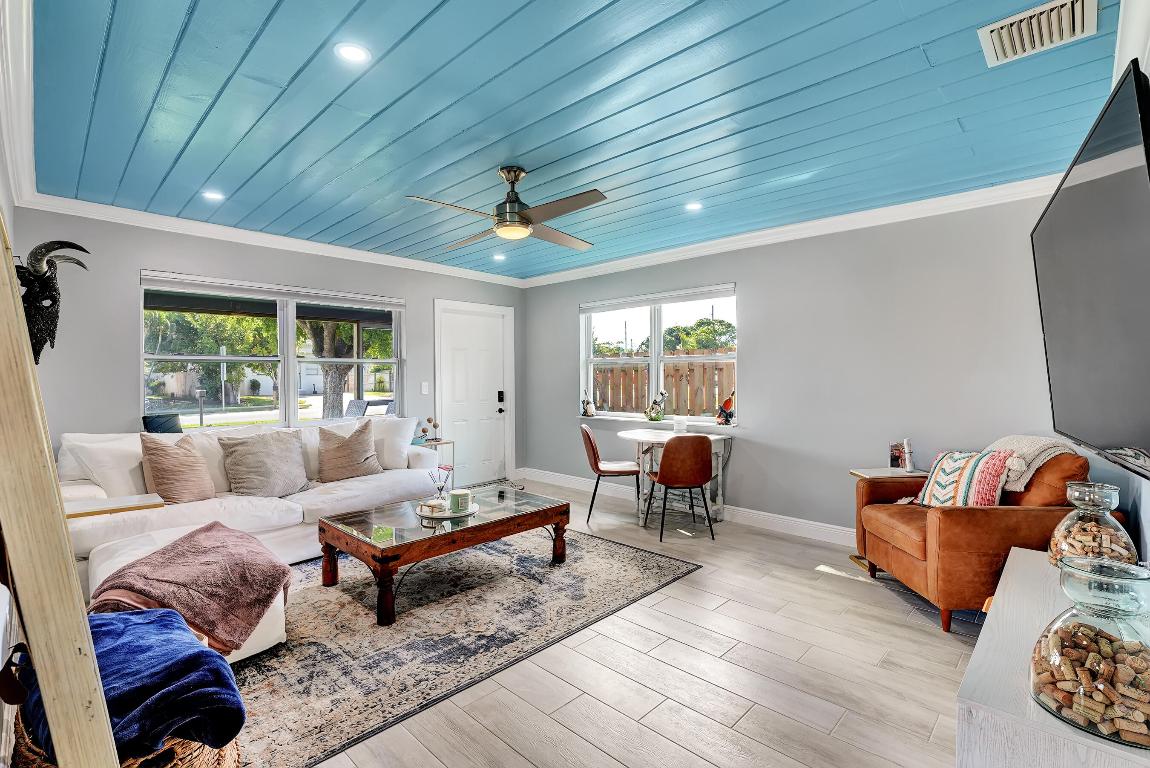 TOURIST NOOK DELRAY - Residential Lease