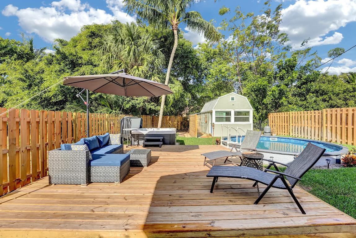 TOURIST NOOK DELRAY - Residential Lease