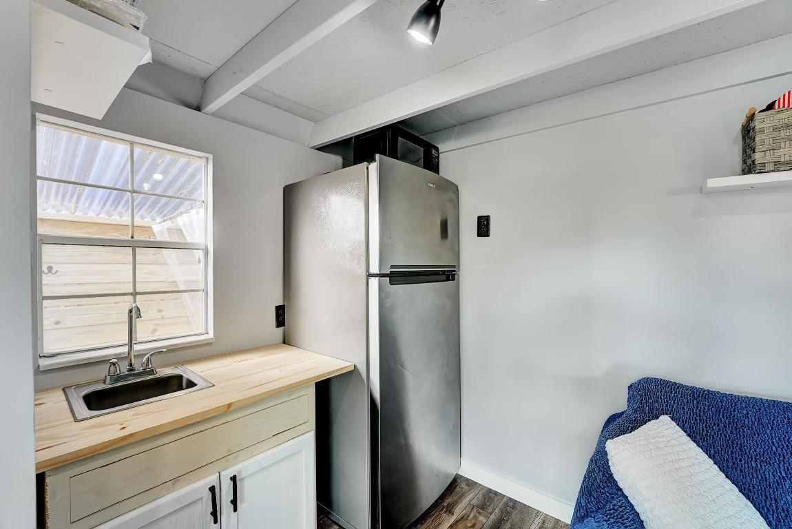 TOURIST NOOK DELRAY - Residential Lease