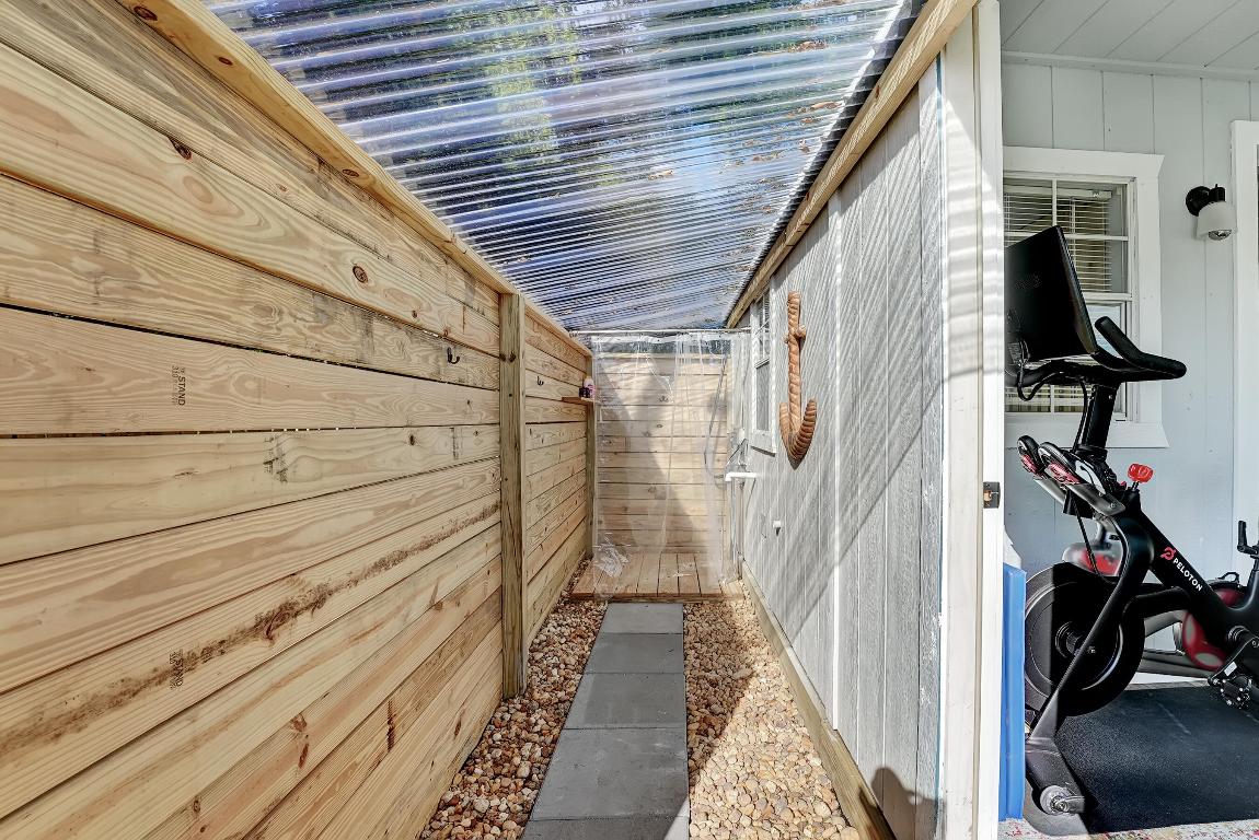 TOURIST NOOK DELRAY - Residential Lease